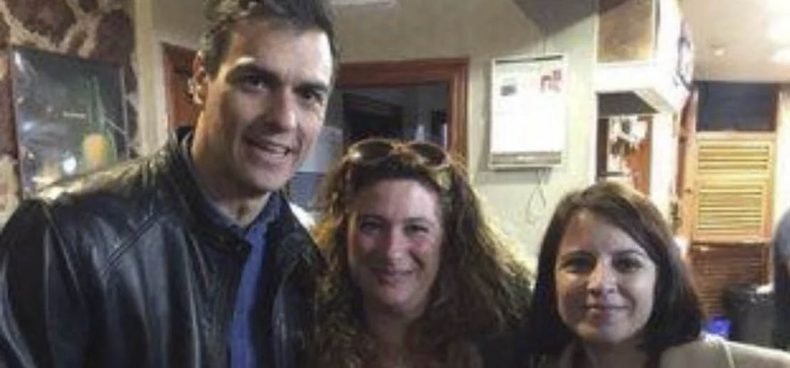foto Leire Díez y Pedro Sánchez